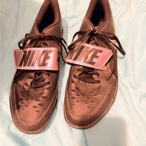 Nike Discus Shoes. Black and Silver Athletic Shoes